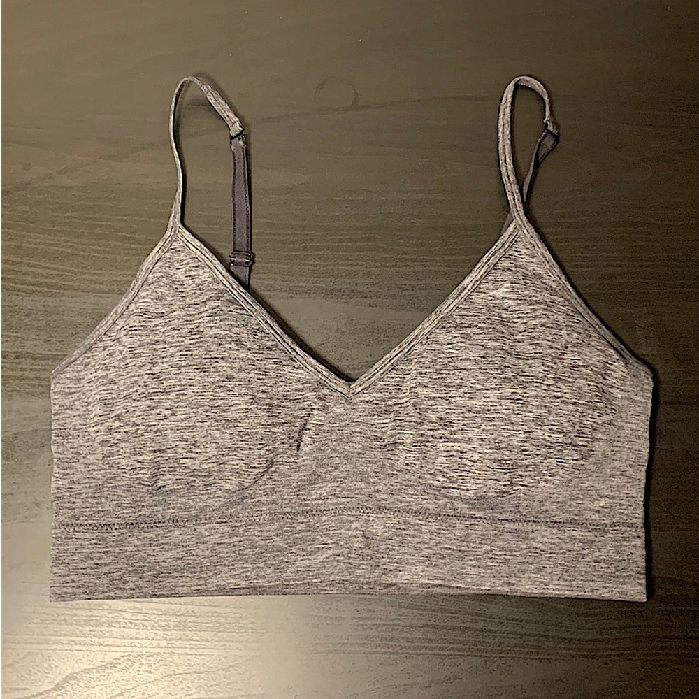 🦚Pick 2/$12- Gray Sports Bra with Adjustable Straps- Size XL